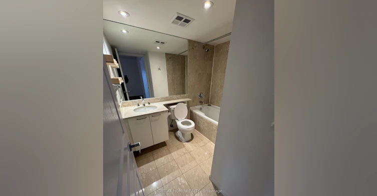 1221-140 Simcoe Street, Toronto, ON, M5H 4E9 - 9