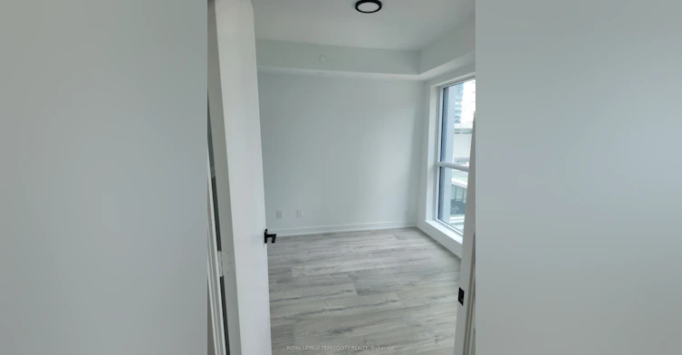 1301-327 King Street W, Toronto, ON, M5V 0W7 - 11