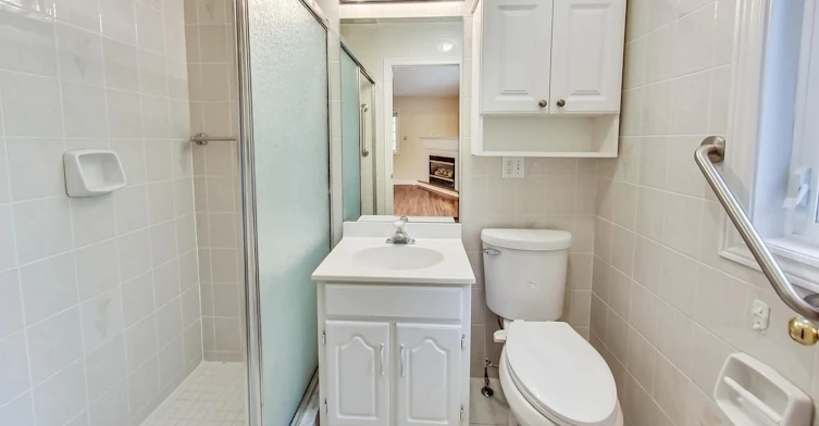 95 Poyntz Avenue, Toronto, ON, M2N 1J3 - 3