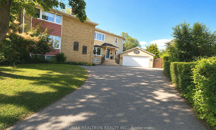 20 Redwing Place