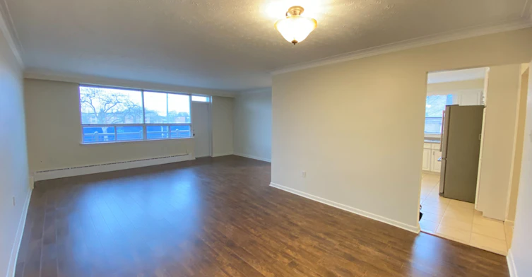 Unit 2-240 Wilmington Avenue, Toronto, ON, M3H 5K3 - 6