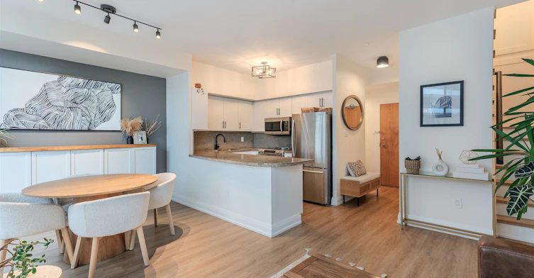 916-39 Parliament Street, Toronto, ON, M5A 4R2 - 4