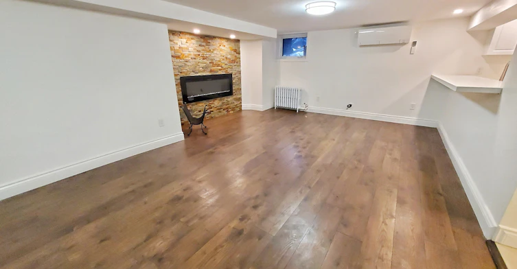 Lower Level-89 Whitehall Road, Toronto, ON, M4W 2C8 - 4