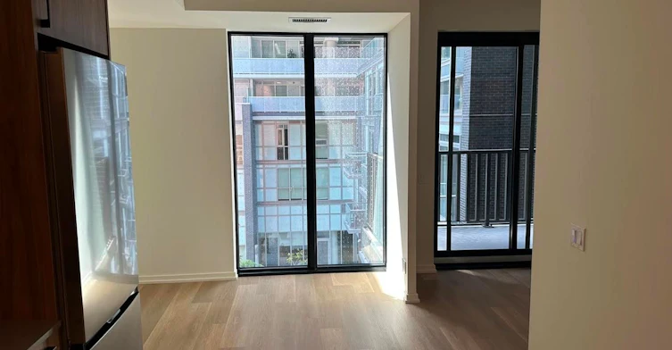 512-109 Erskine Avenue, Toronto, ON, M4P 0G6 - 3