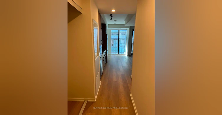 512-109 Erskine Avenue, Toronto, ON, M4P 0G6