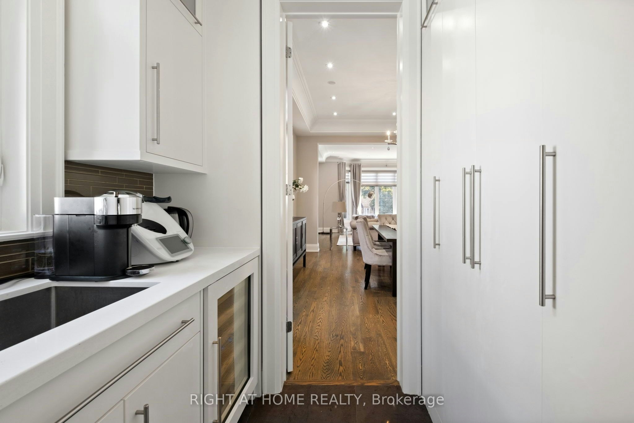 316 Churchill Avenue, Toronto, ON, M2R 1E7 - 17