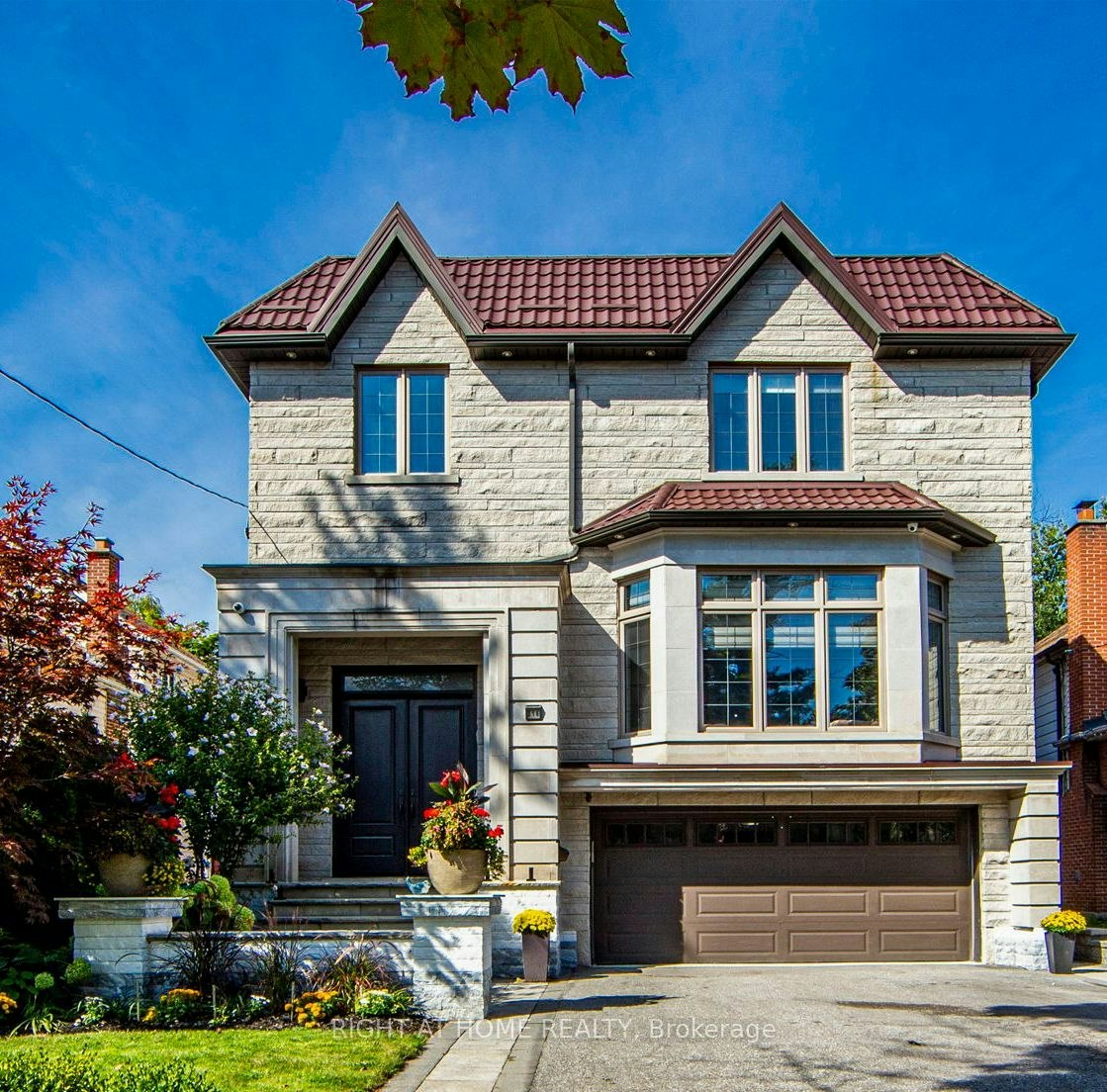 316 Churchill Avenue, Toronto, ON, M2R 1E7 - 2