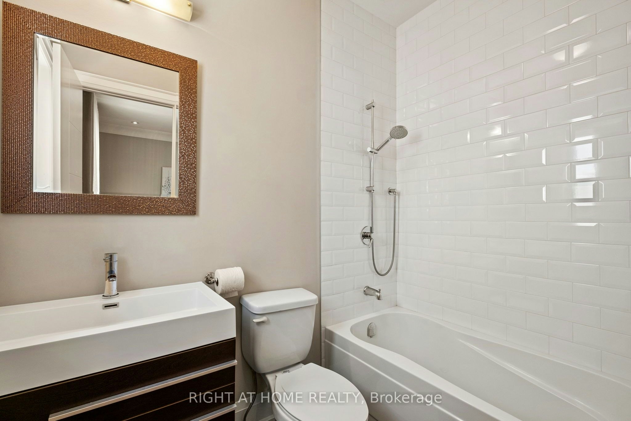 316 Churchill Avenue, Toronto, ON, M2R 1E7 - 24