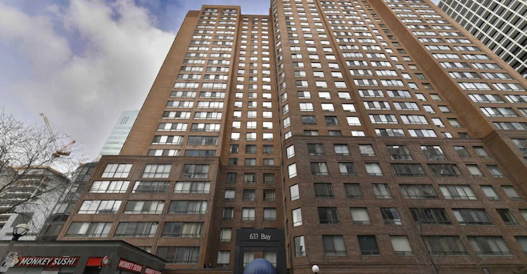 1003-633 Bay Street, Toronto, ON, M5G 2G4 - 3