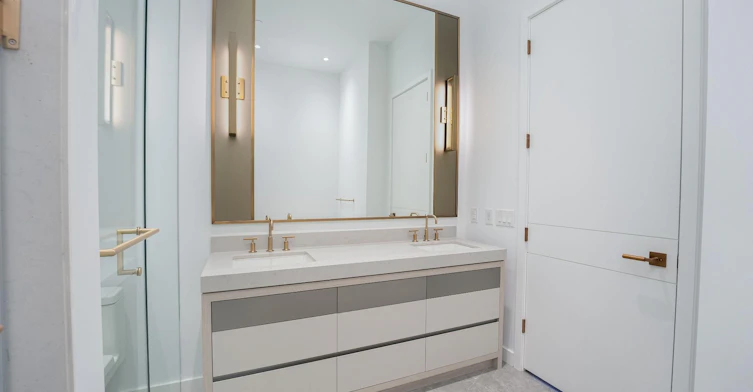 2002-215 Lonsdale Road, Toronto, ON, M4V 1W7 - 16