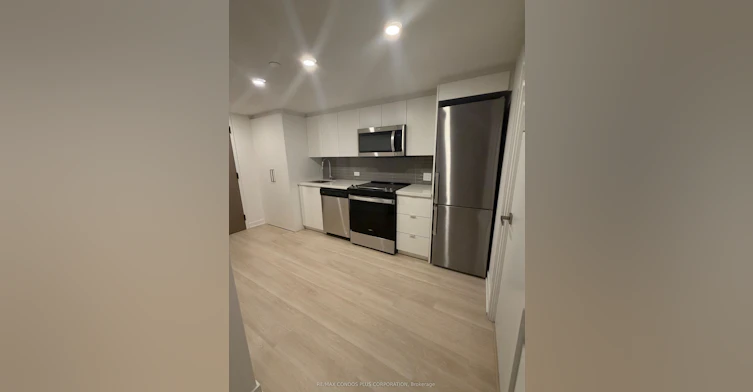 301-30 Tretti Way, Toronto, ON, M3H 0E3 - 2