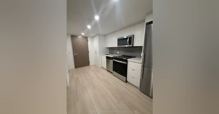 301-30 Tretti Way, Toronto, ON, M3H 0E3 - 3