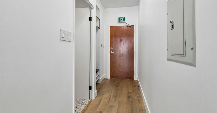1103-80 Mill Street, Toronto, ON, M5A 4T3 - 4
