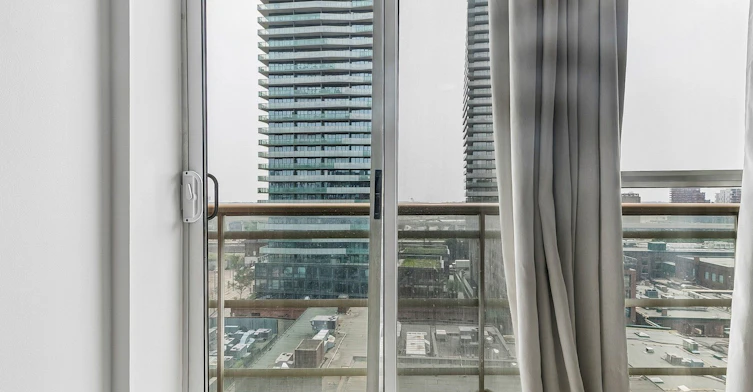1103-80 Mill Street, Toronto, ON, M5A 4T3 - 17