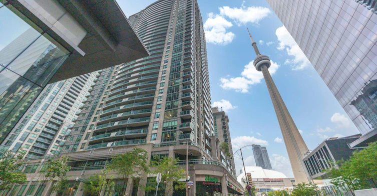 309-30 Grand Trunk Crescent, Toronto, ON, M5J 3A4 - 3