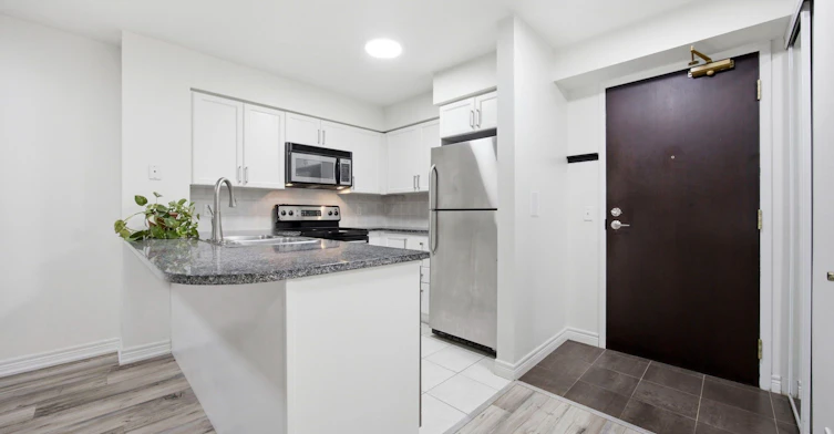 309-30 Grand Trunk Crescent, Toronto, ON, M5J 3A4 - 5