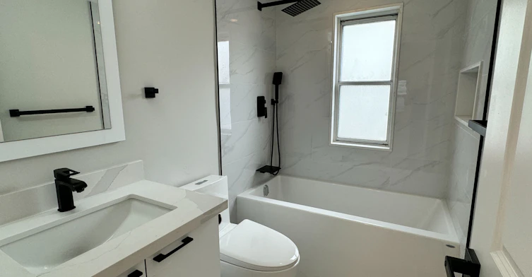 Upper-116 Bellevue Avenue, Toronto, ON, M5T 2N9 - 3