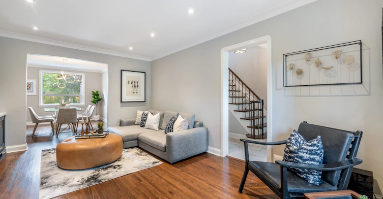 31 Brookview Drive, Toronto, ON, M6A 2K4 - 8