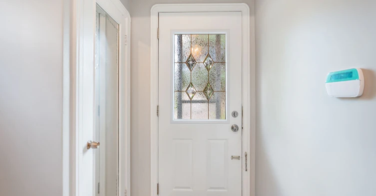 31 Brookview Drive, Toronto, ON, M6A 2K4 - 3
