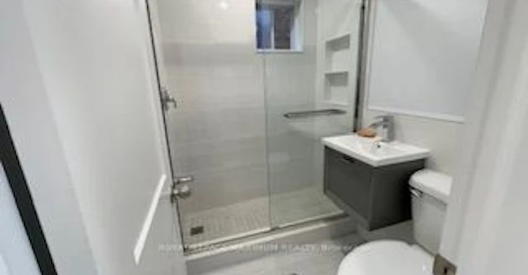 2-198 Markham Street, Toronto, ON, M6J 2G6 - 5