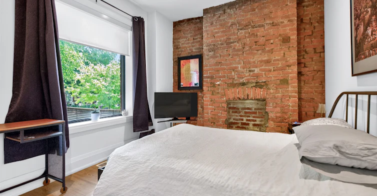 65 Rusholme Park Crescent, Toronto, ON, M6J 2E1 - 17