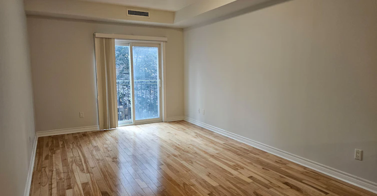 203-648A Yonge Street, Toronto, ON, M4Y 2A6 - 10