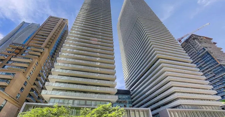 3807-42 Charles Street E, Toronto, ON, M4Y 0B7