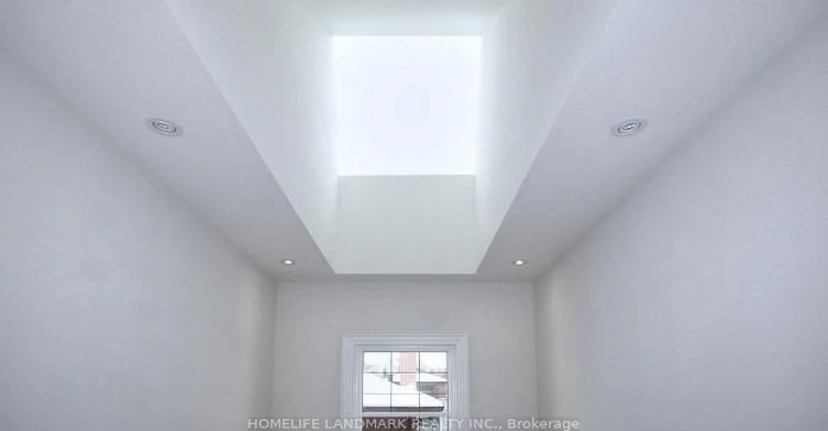 8 Haddon Street, Toronto, ON, M5M 3M9 - 12