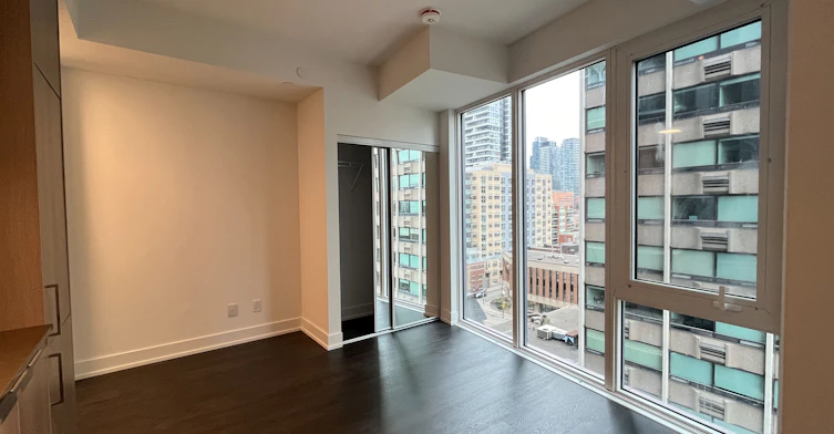 910-308 Jarvis Street, Toronto, ON, M5B 0E3 - 2
