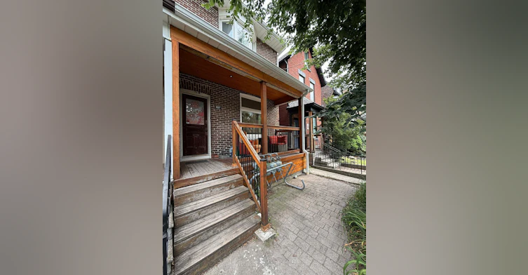 2-267 Saint Helens Avenue, Toronto, ON, M6H 4A2
