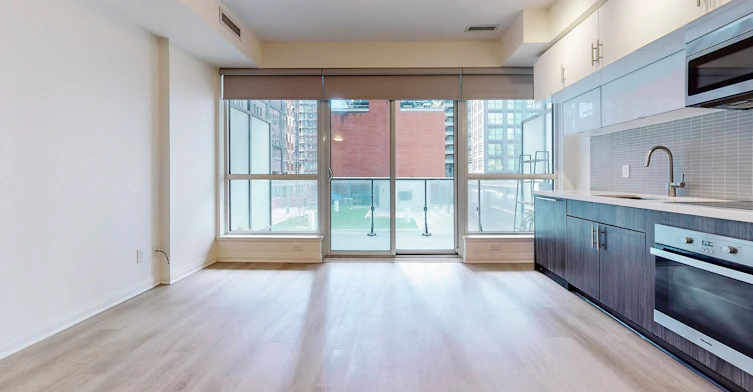 710-8 Mercer Street, Toronto, ON, M5V 0C4 - 5