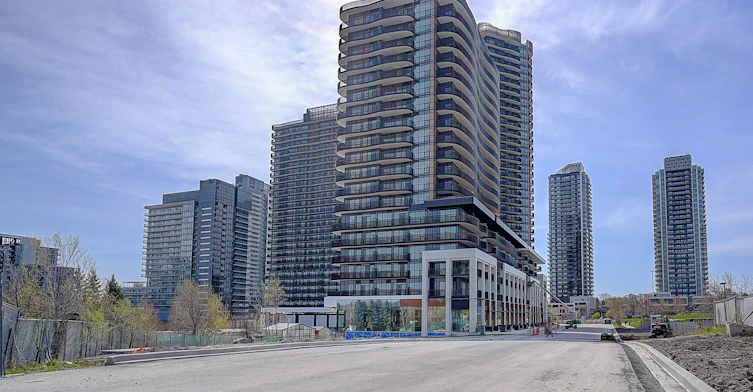 2611-18 Esther Shiner Boulevard, Toronto, ON, M2K 0J7