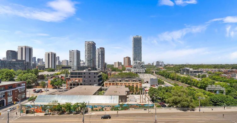 917-51 Trolley Crescent, Toronto, ON, M5A 0E9 - 22