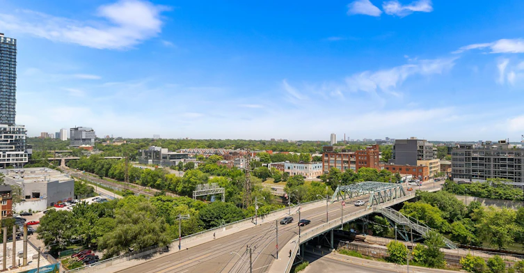 917-51 Trolley Crescent, Toronto, ON, M5A 0E9 - 21