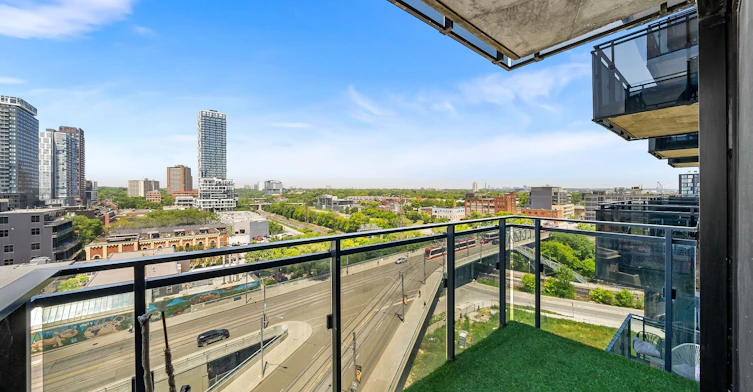 917-51 Trolley Crescent, Toronto, ON, M5A 0E9 - 18