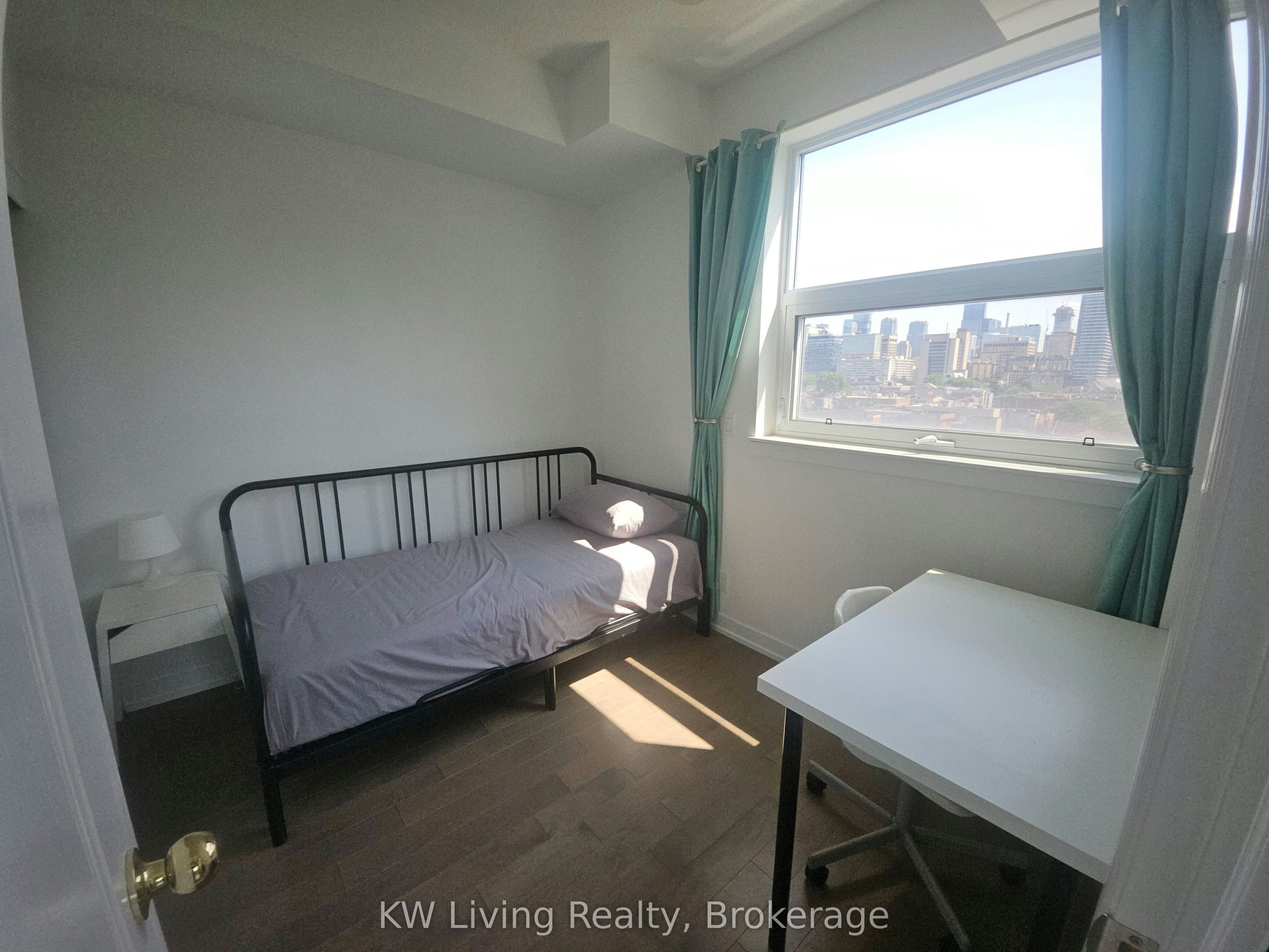 810-10 Willison Square, Toronto, ON, M5T 0A8 - 3