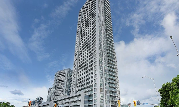 307-2015 Sheppard Avenue E