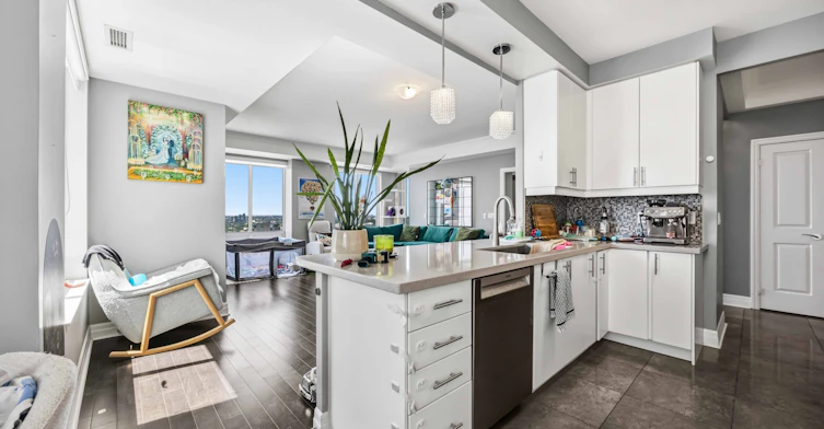 3403-35 Balmuto Street, Toronto, ON, M4Y 0A3 - 13