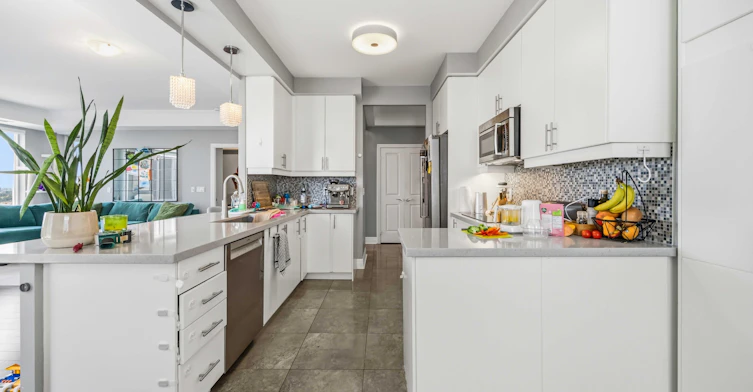 3403-35 Balmuto Street, Toronto, ON, M4Y 0A3 - 12