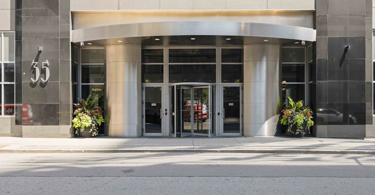 3403-35 Balmuto Street, Toronto, ON, M4Y 0A3 - 2