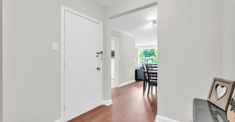 3-117 Hillsdale Avenue E, Toronto, ON, M4S 1T4 - 4