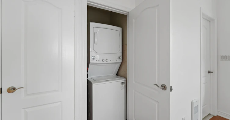 Apt 2-180 Bellwoods Avenue, Toronto, ON, M6J 2P9 - 16