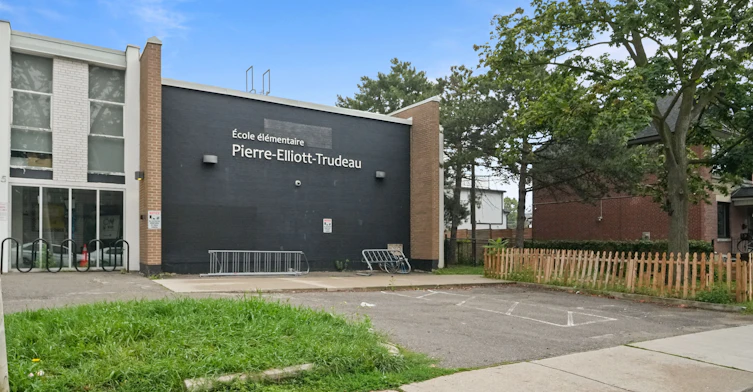 Apt 2-180 Bellwoods Avenue, Toronto, ON, M6J 2P9 - 22