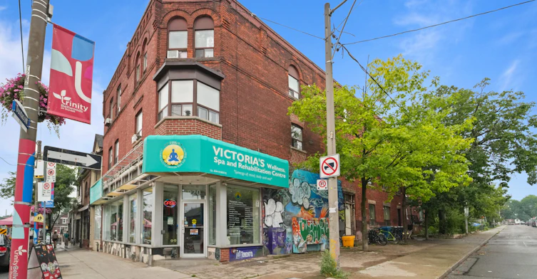 Apt 2-180 Bellwoods Avenue, Toronto, ON, M6J 2P9