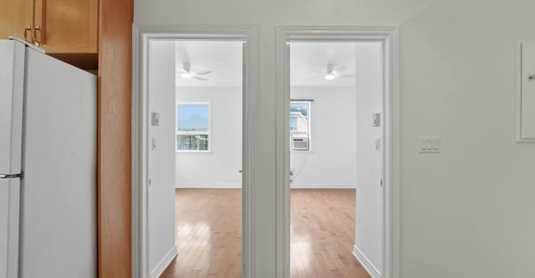 Apt 2-180 Bellwoods Avenue, Toronto, ON, M6J 2P9 - 9