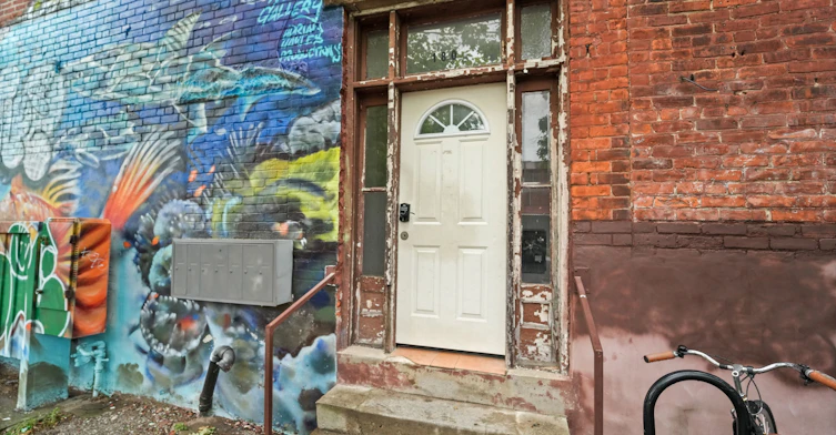 Apt 2-180 Bellwoods Avenue, Toronto, ON, M6J 2P9 - 2