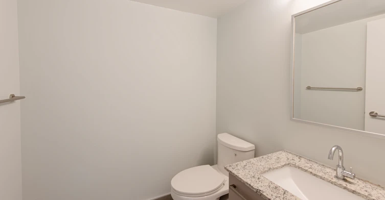 101-118 Varna Drive, Toronto, ON, M6A 1N3 - 15