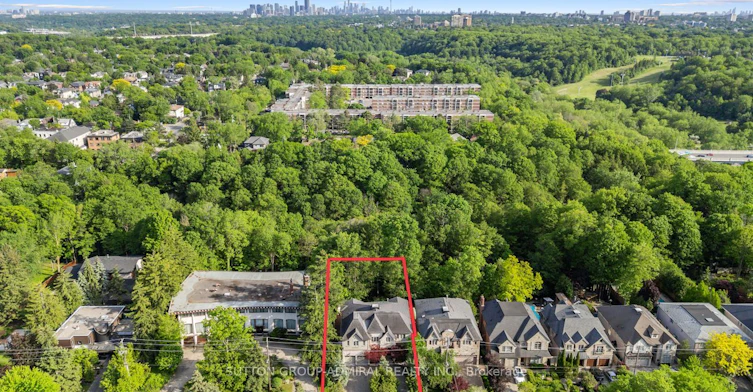 35 Wentworth Avenue, Toronto, ON, M2N 1T5 - 2