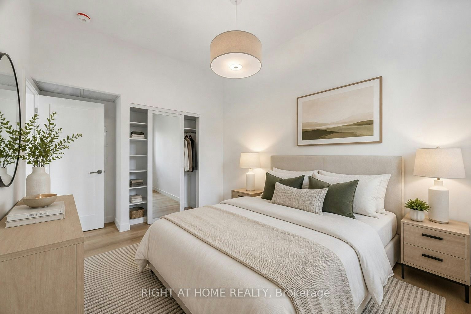 5-91 Barton Avenue, Toronto, ON, M6G 1P7 - 2