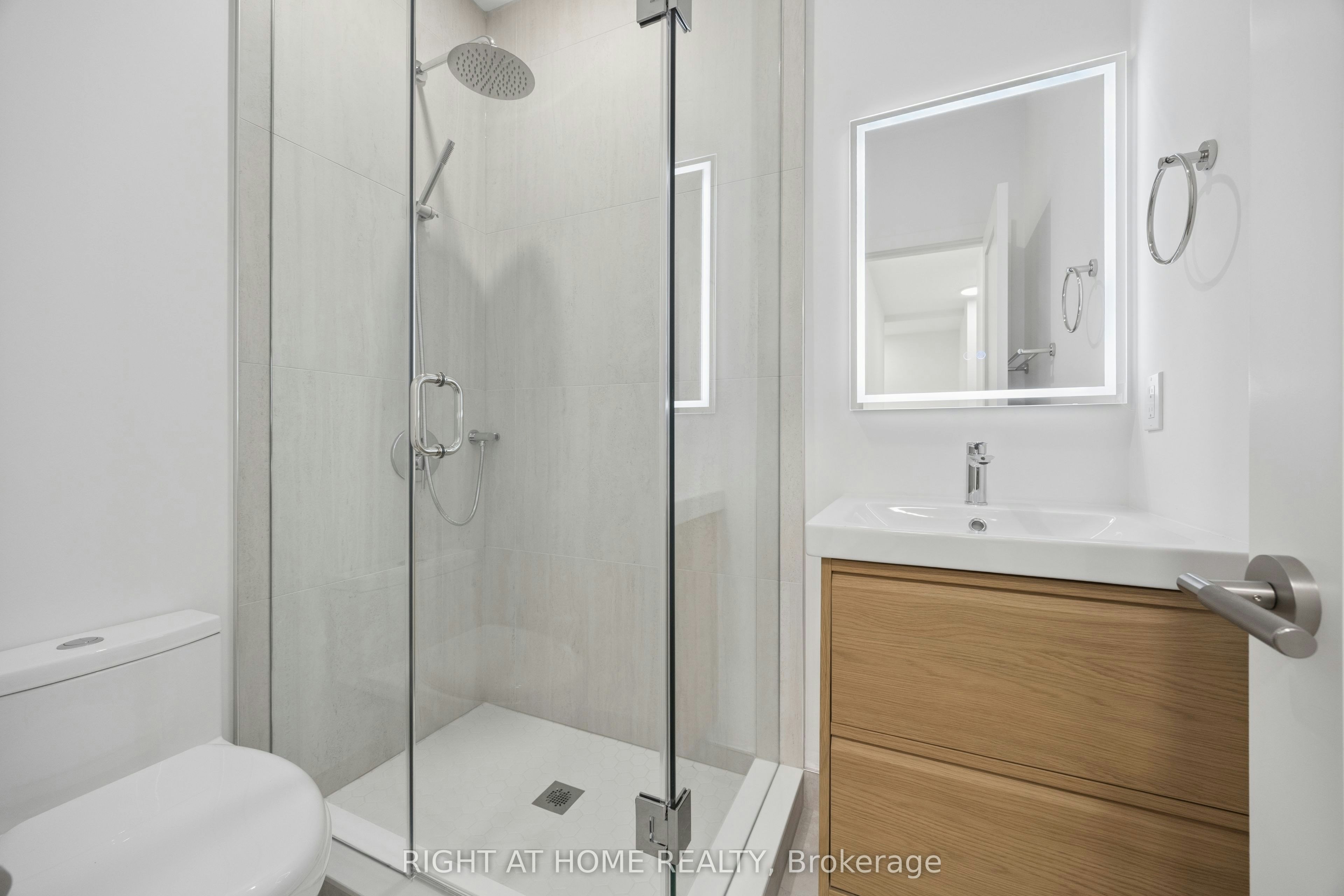 5-91 Barton Avenue, Toronto, ON, M6G 1P7 - 22